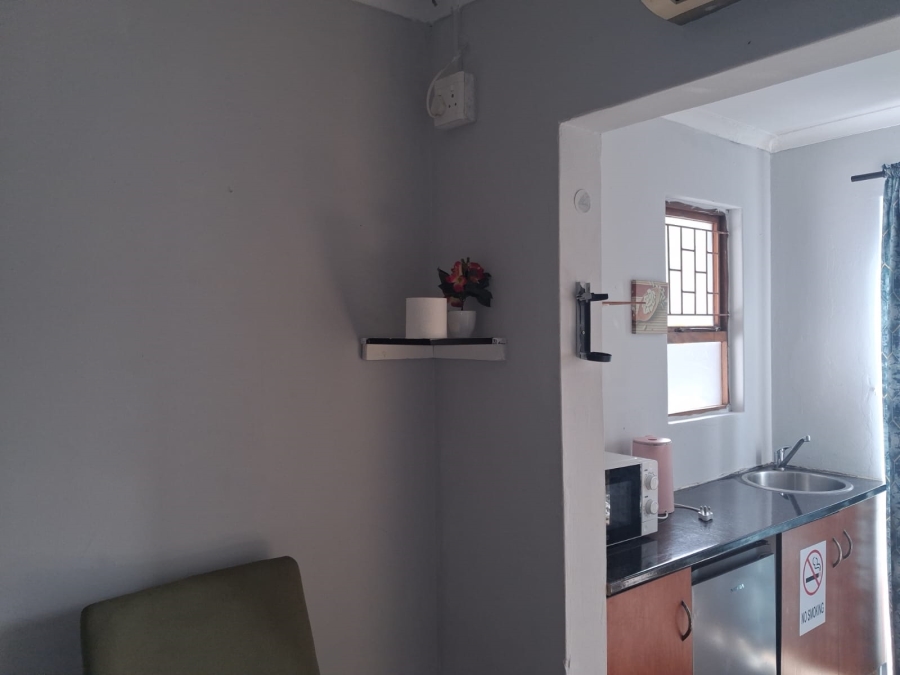 To Let 1 Bedroom Property for Rent in Gonubie North Eastern Cape